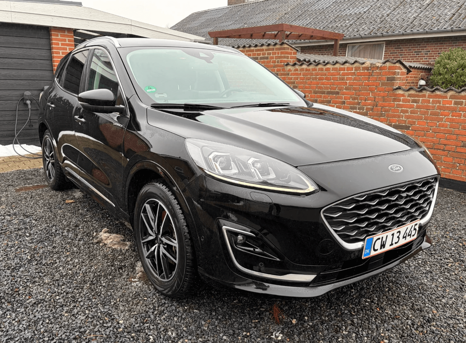 Ford Kuga 2,5 PHEV Vignale CVT 5d