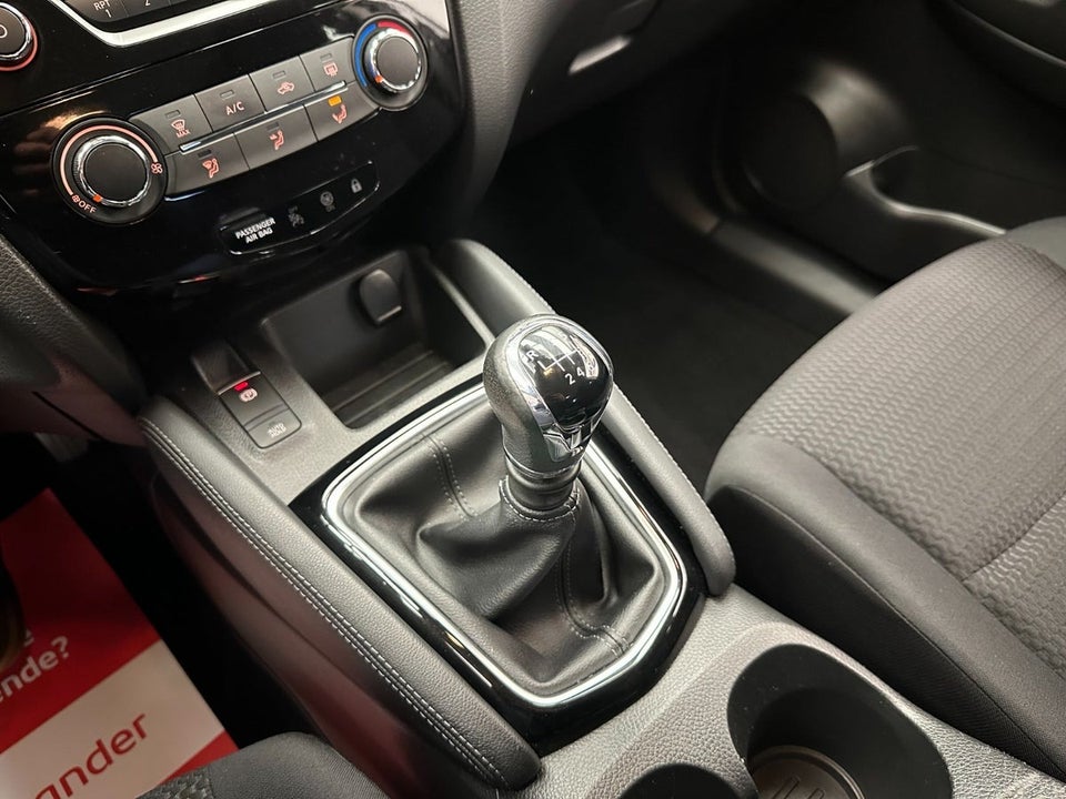 Nissan Qashqai 1,5 dCi 115 Visia 5d