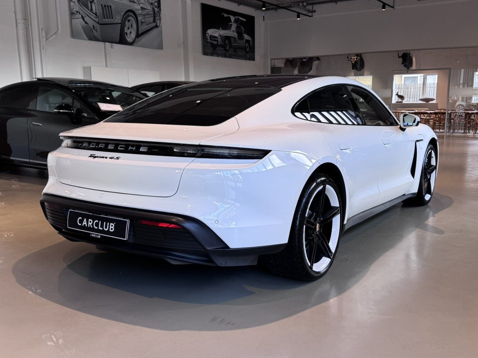 Porsche Taycan 4S Performance+ 4d