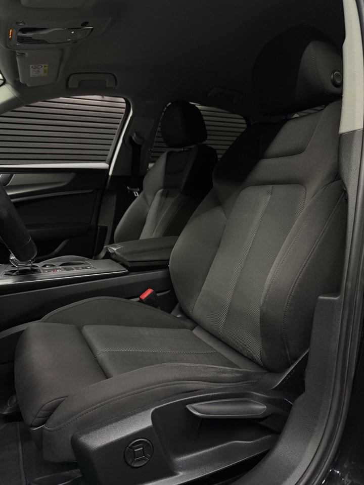 Audi A6 50 TFSi e Sport quattro S-tr. 4d