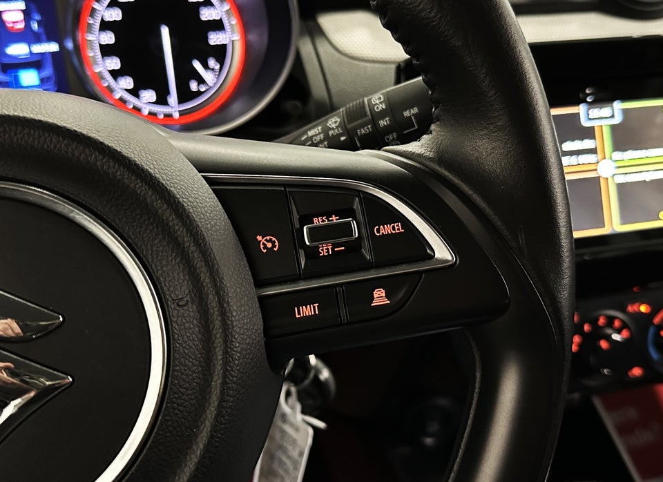 Suzuki Swift 1,2 mHybrid Action 5d