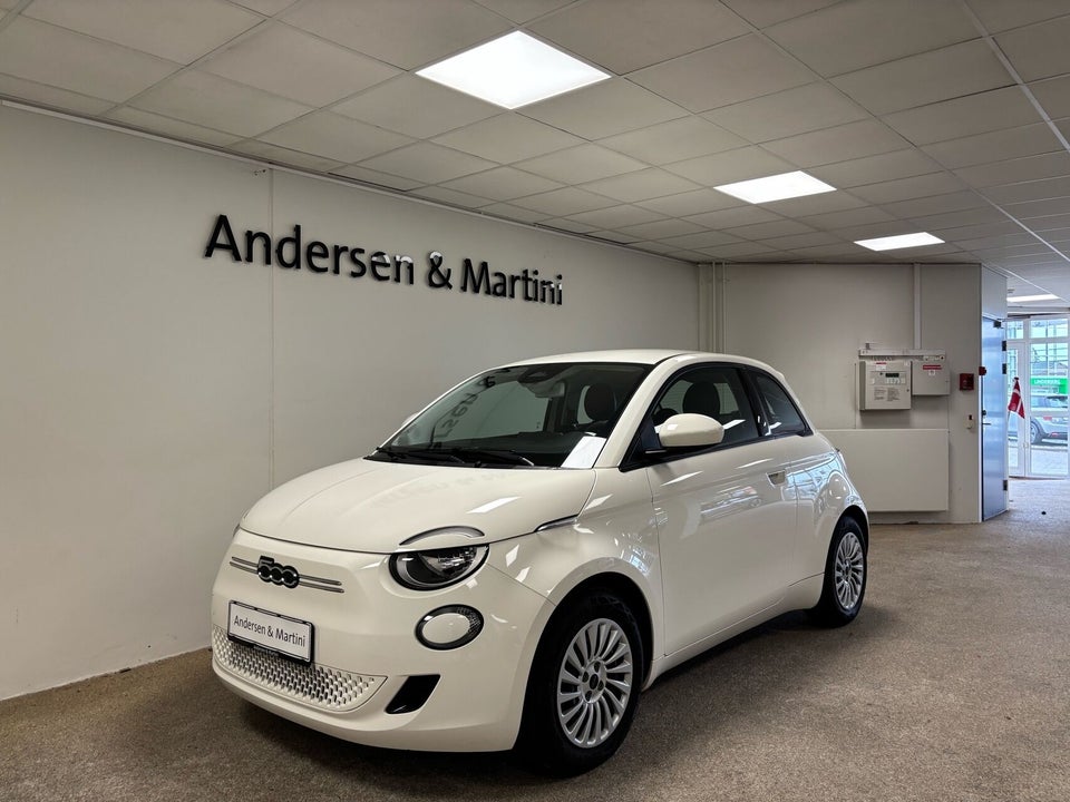 Fiat 500e 42 Icon 3d
