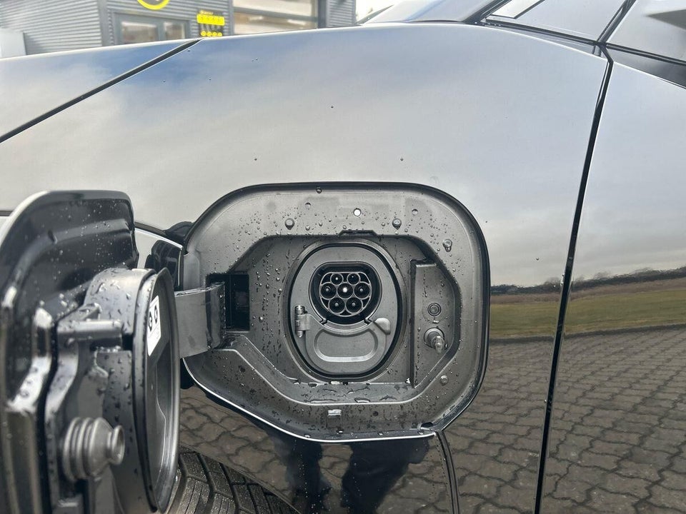 Toyota bZ4X Executive 5d