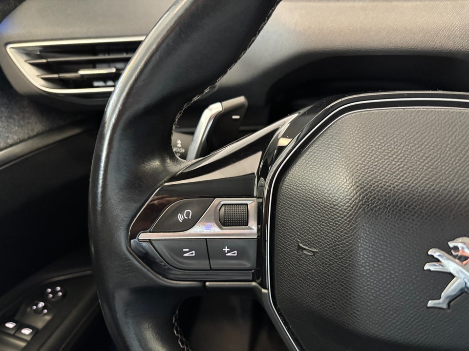 Peugeot 3008 1,6 BlueHDi 120 Allure EAT6 5d