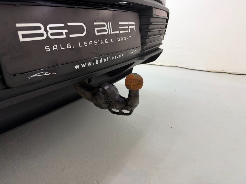 Porsche Macan 5d