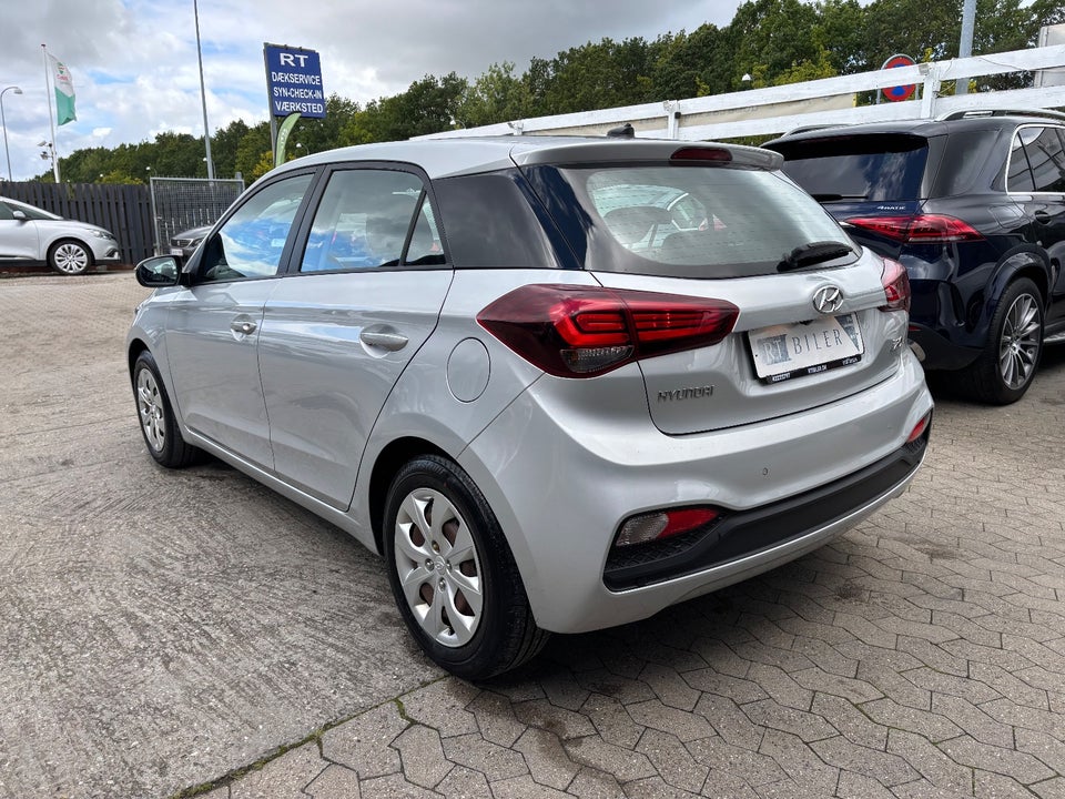 Hyundai i20 1,25 Trend 5d