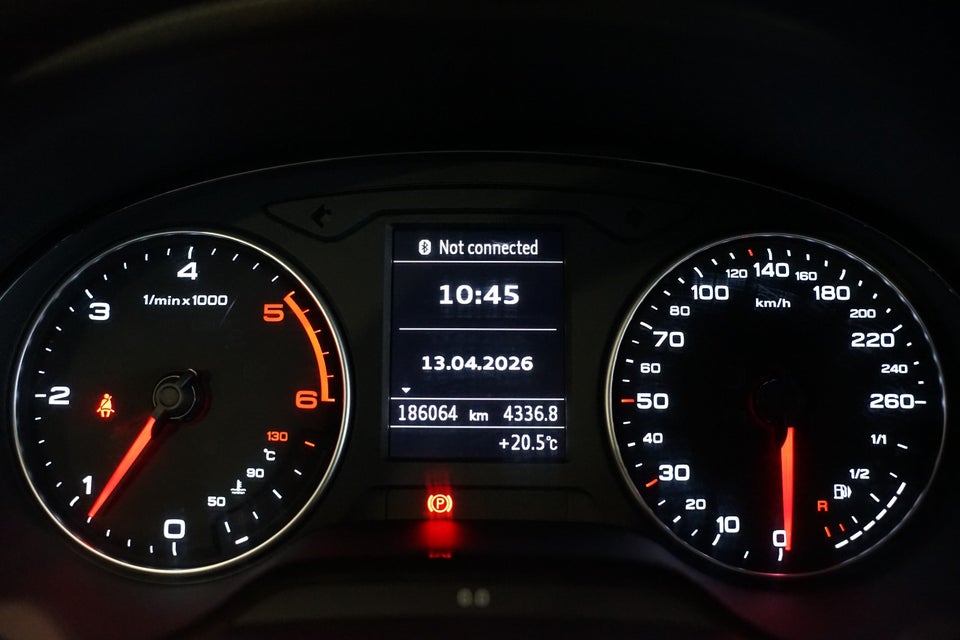 Audi A3 1,6 TDi 110 Attraction 3d