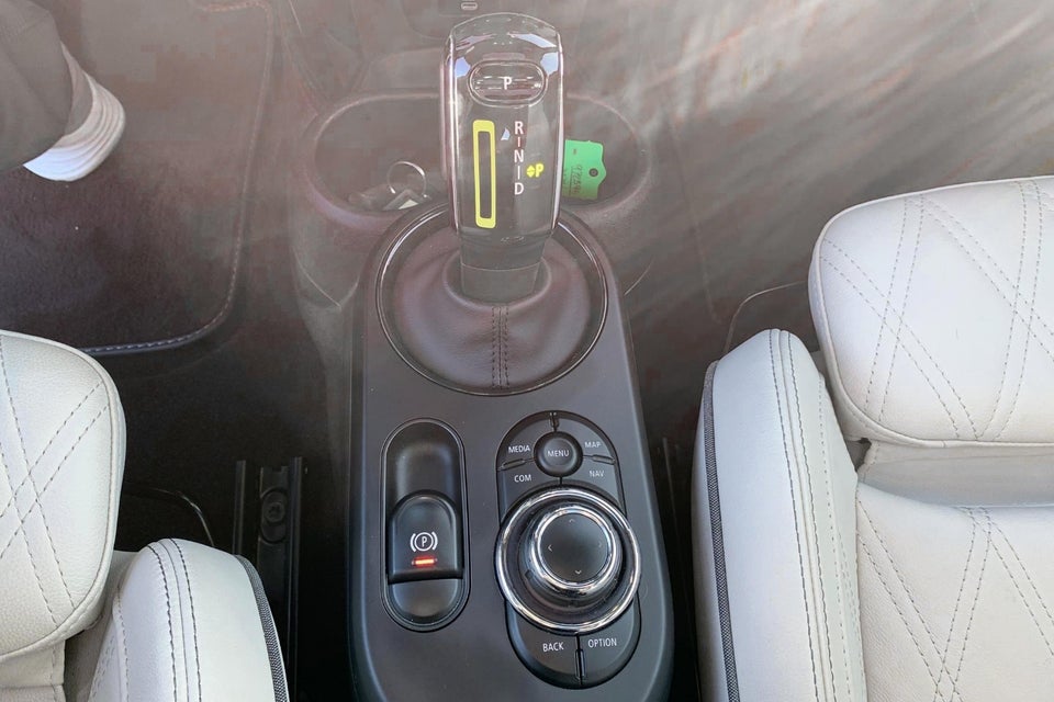 MINI Cooper SE Younique Trim 3d