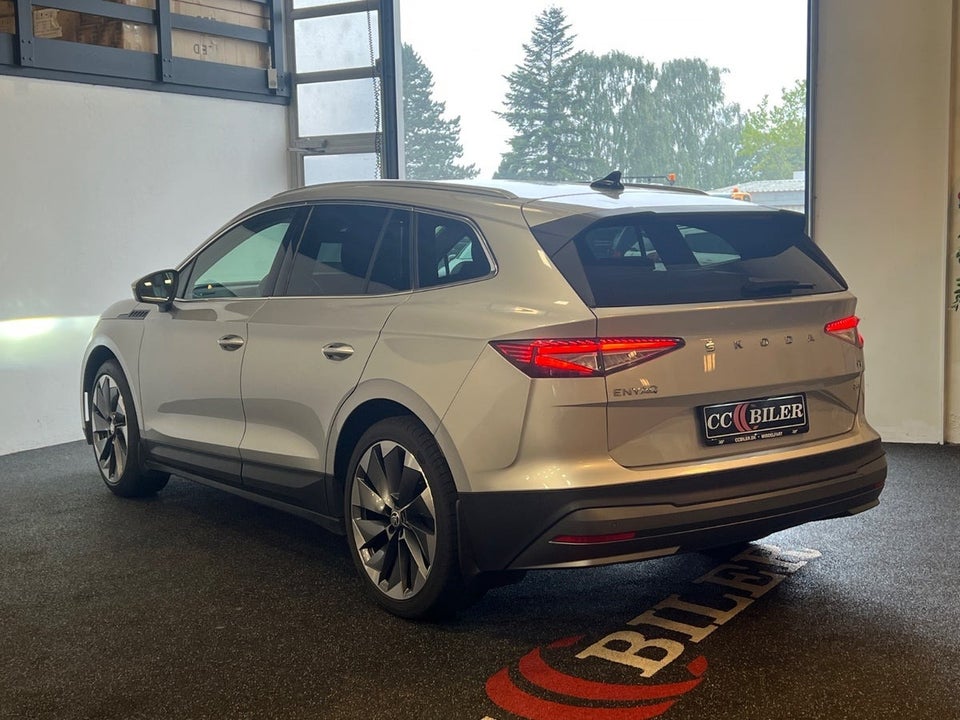 Skoda Enyaq 80 iV Suite 5d