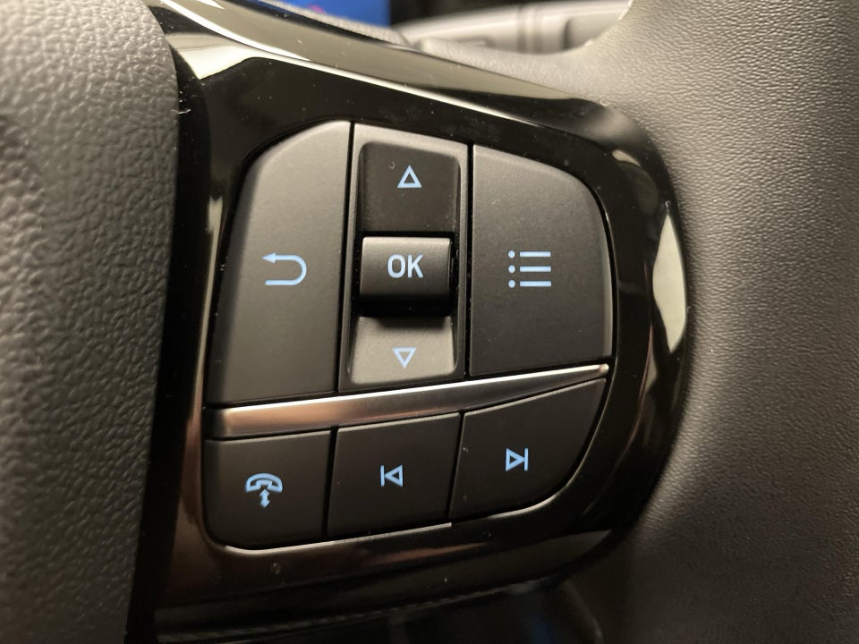 Ford Puma 46 Gen-E Premium 5d