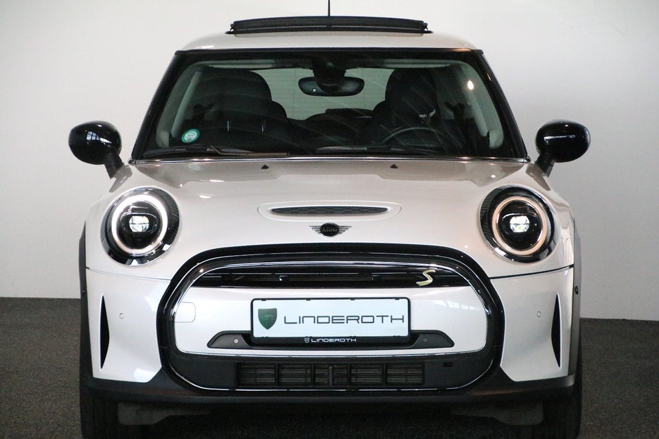 MINI Cooper SE Classic 3d