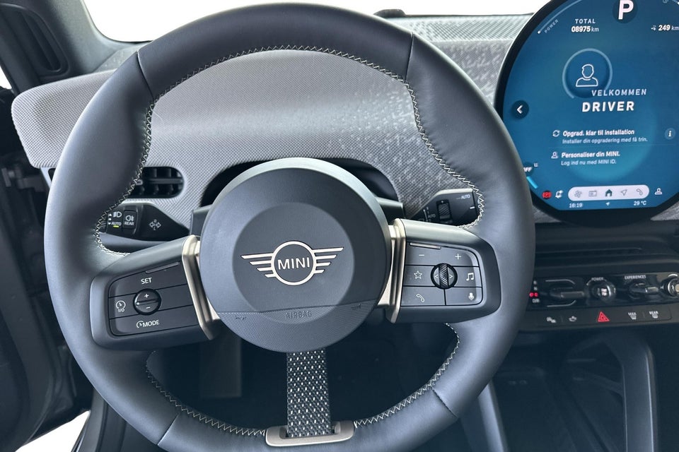 MINI Cooper SE Favoured Trim XL 3d
