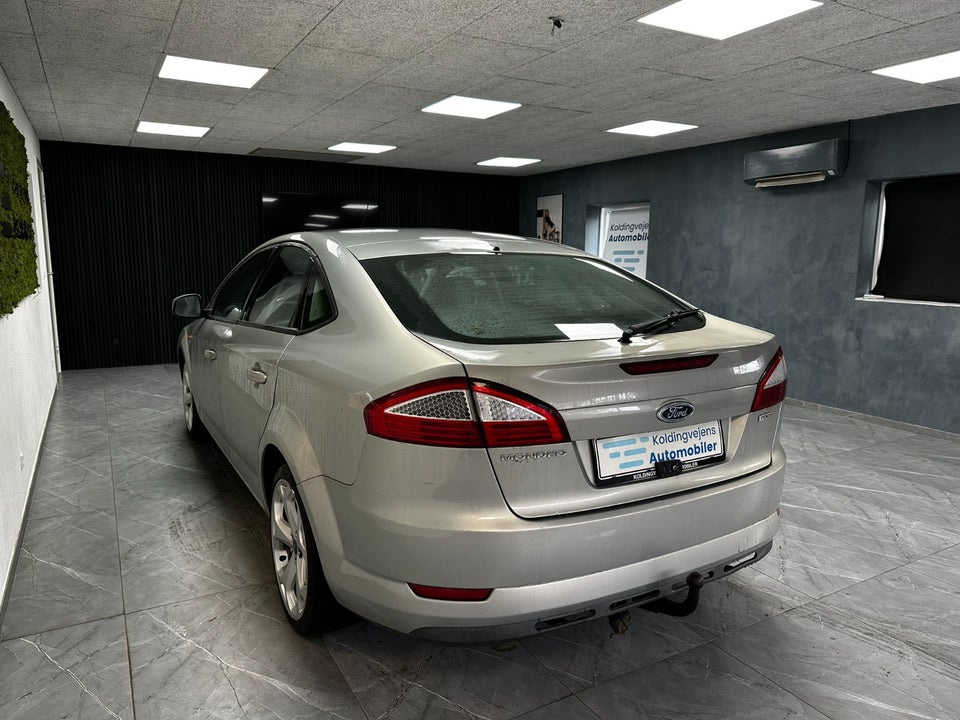 Ford Mondeo 1,8 TDCi 125 Titanium 5d