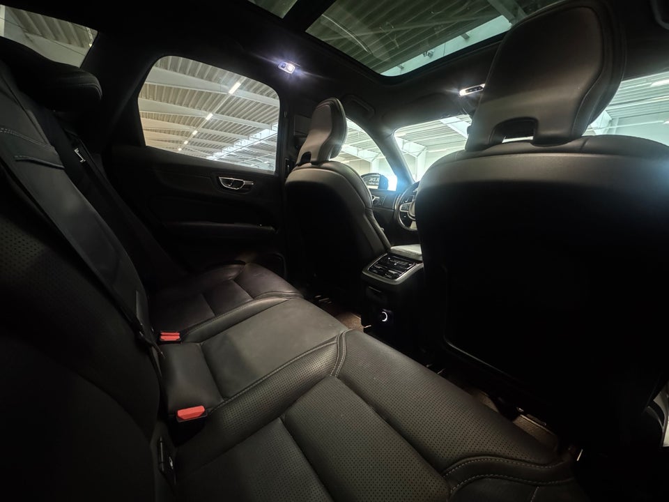 Volvo XC60 2,0 D4 200 Inscription aut. 5d