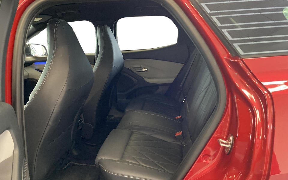 Ford Explorer 77 Premium Extended Range 5d