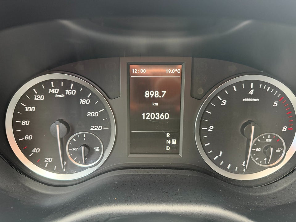 Mercedes Vito 114 2,0 CDi Kassevogn aut. K RWD