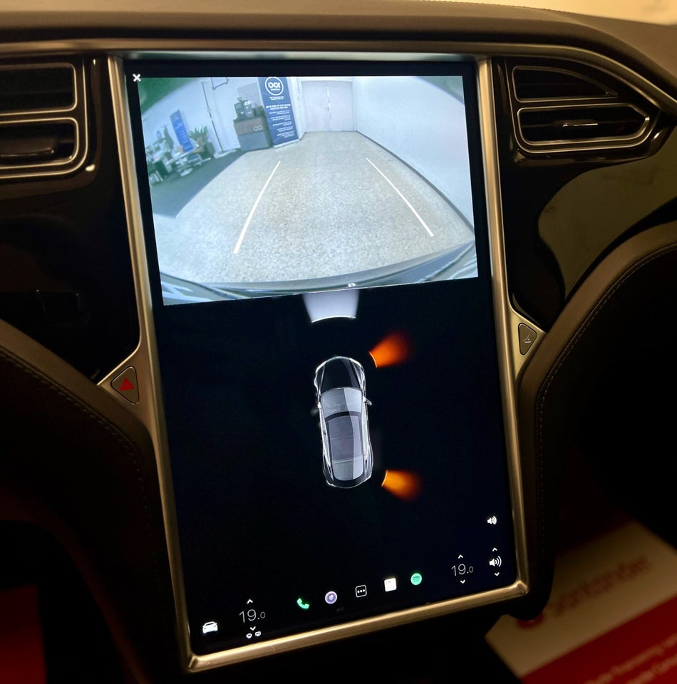 Tesla Model S 85 5d