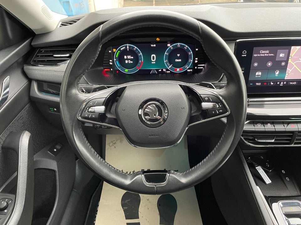 Skoda Octavia 1,4 TSi iV Plus Combi DSG 5d