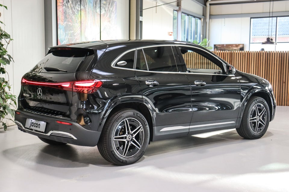 Mercedes EQA250+ AMG Line 5d