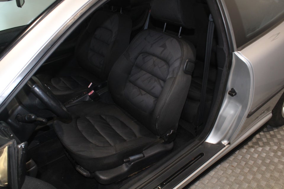 Peugeot 406 3,0 Coupé 2d