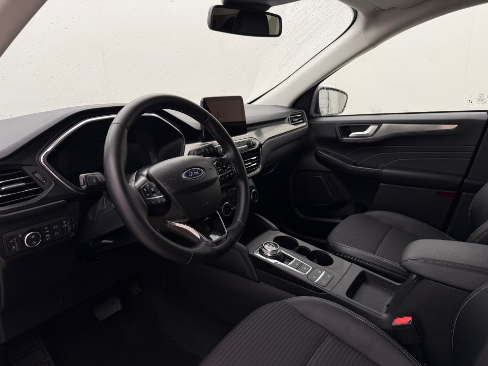 Ford Kuga 2,5 PHEV Titanium X CVT 5d