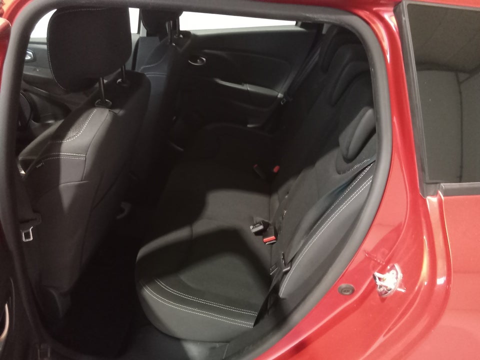 Renault Clio IV 0,9 TCe 90 Limited Sport Tourer 5d