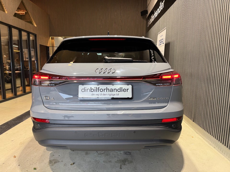 Audi Q4 e-tron 35  5d