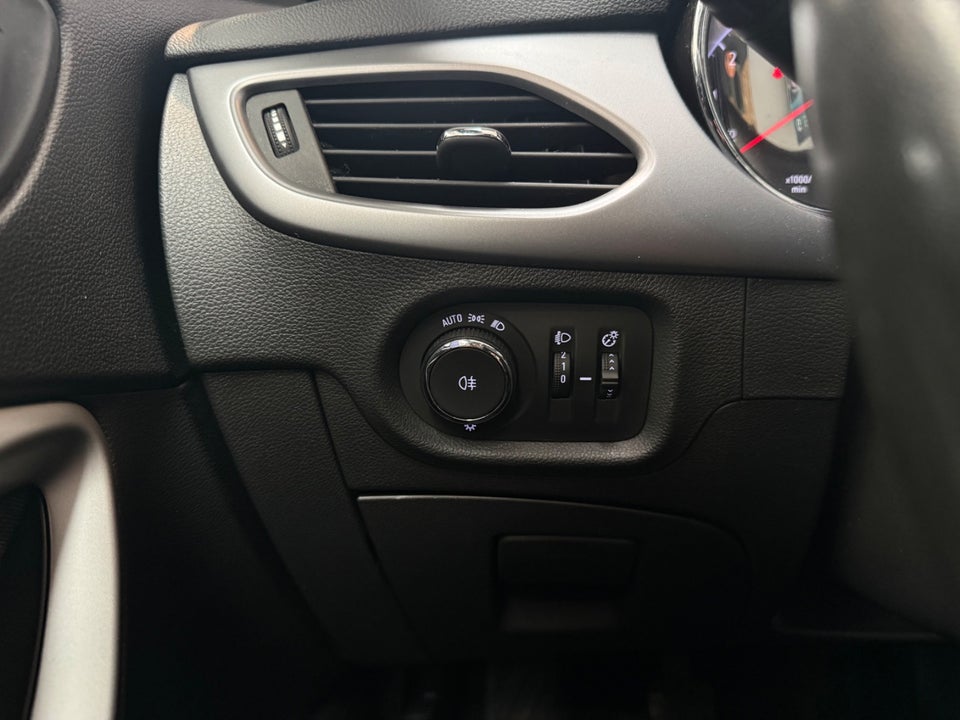 Opel Astra 1,2 T 110 Edition+ 5d