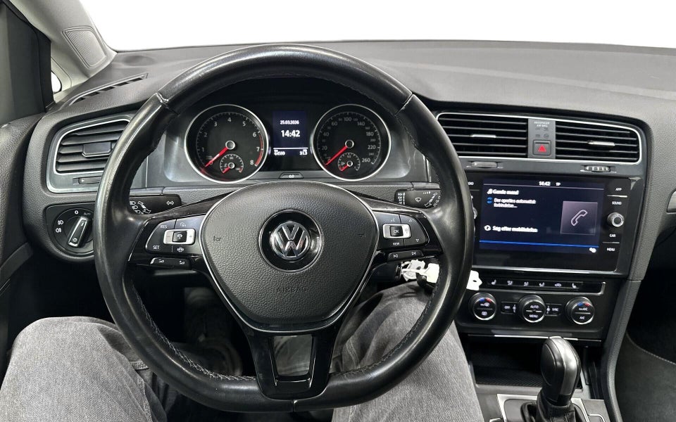 VW Golf VII 1,5 TSi 150 Comfortline Connect Variant DSG 5d