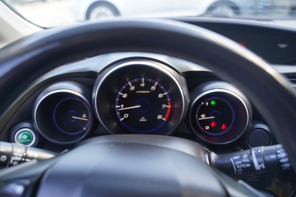 Honda Civic 1,8 i-VTEC Sport 5d