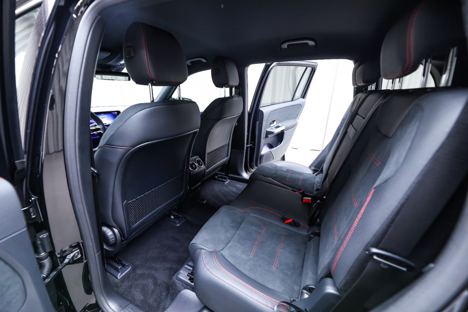 Mercedes EQB250+ AMG Advance 5d