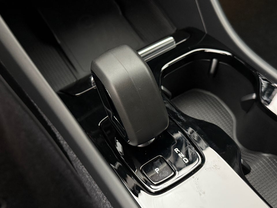 Volvo XC40 P6 ReCharge Plus 5d
