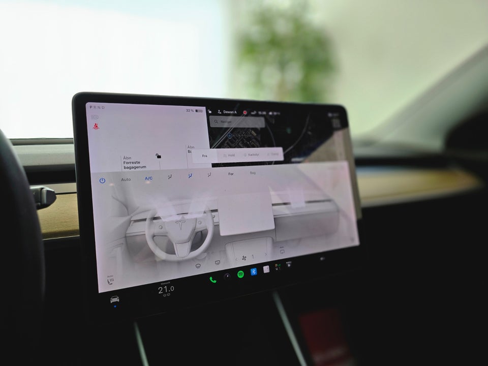 Tesla Model 3 Performance AWD 4d