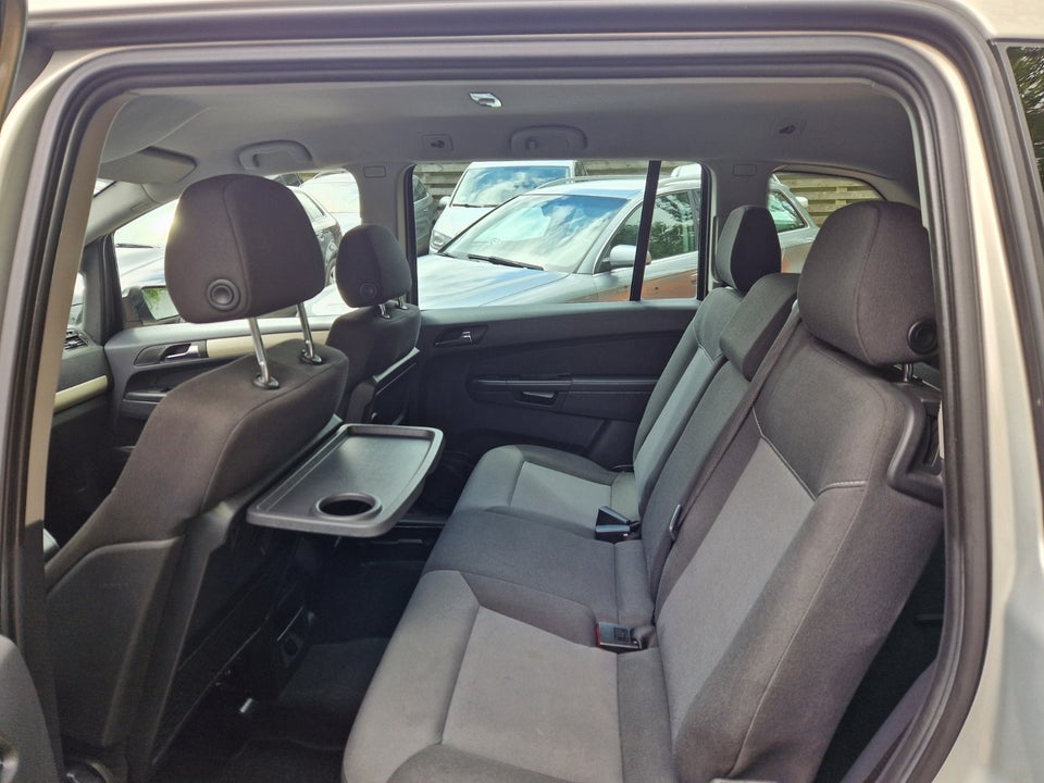 Opel Zafira 1,8 16V Limited 7prs 5d
