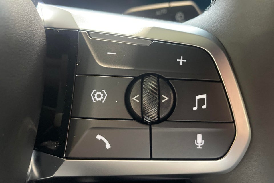 BMW iX1 xDrive30 M-Sport 5d