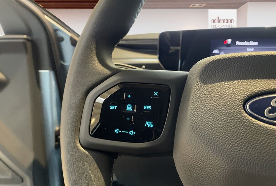 Ford Explorer 77 Select Extended Range 5d