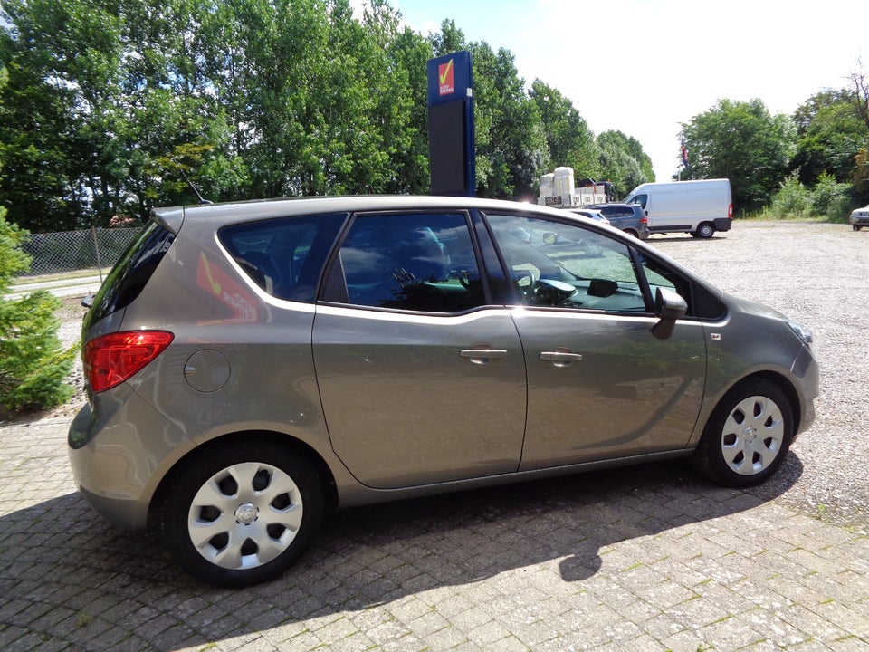 Opel Meriva 1,6 CDTi 95 Enjoy 5d