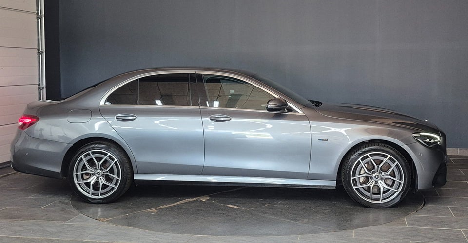 Mercedes E300 de 2,0 AMG Line aut. 4d