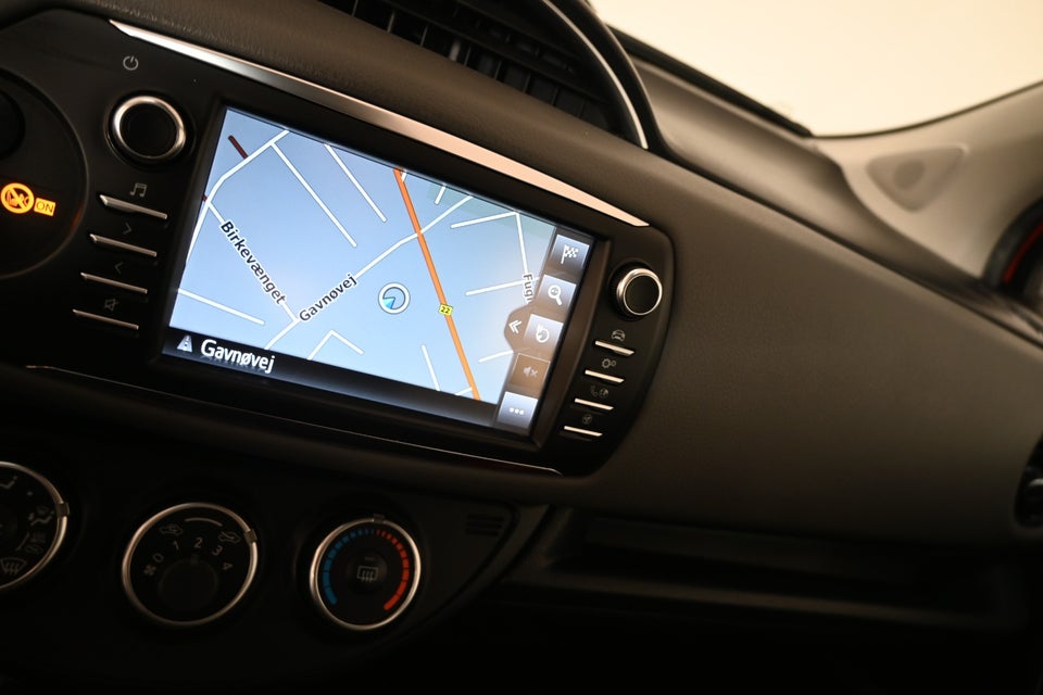 Toyota Yaris 1,0 VVT-i T2 5d