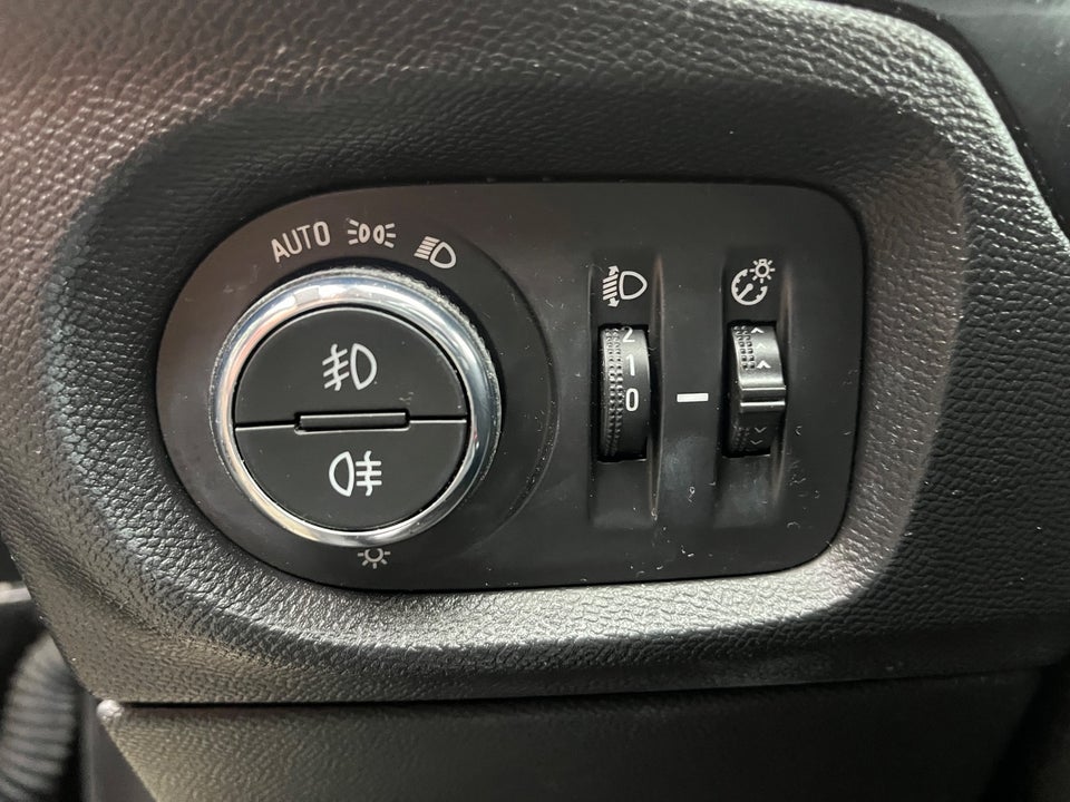 Opel Corsa 1,2 Innovation 5d