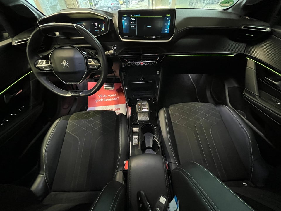 Peugeot e-208 50 GT 5d