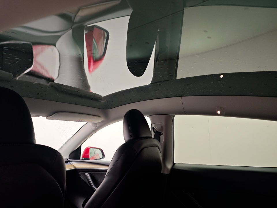 Tesla Model Y RWD 5d