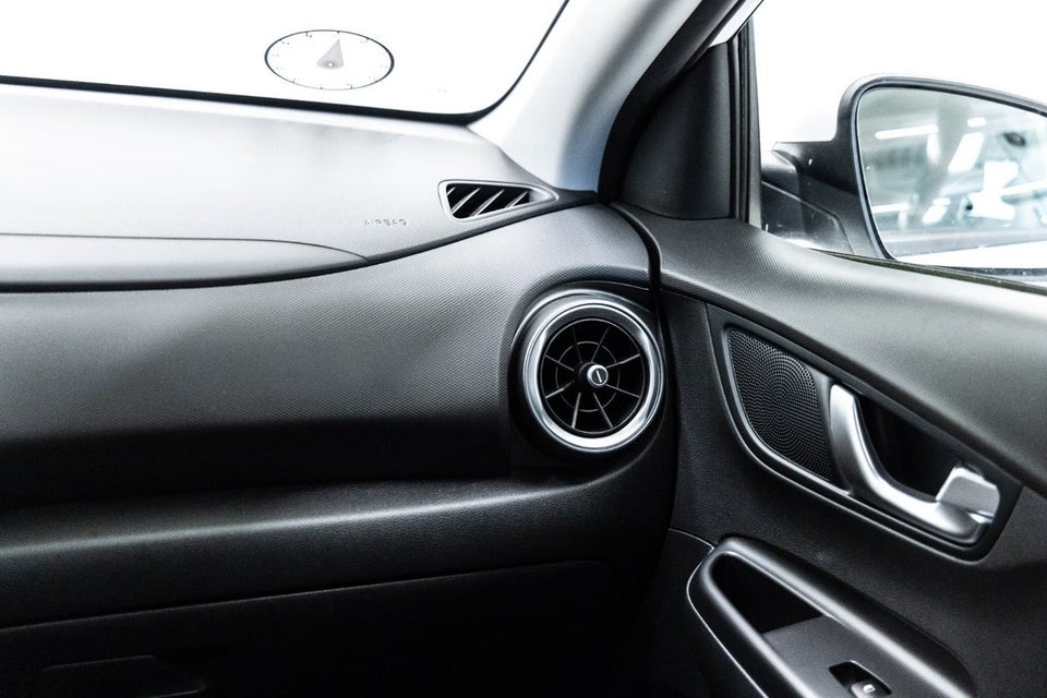 Hyundai Kona 39 EV Select 5d