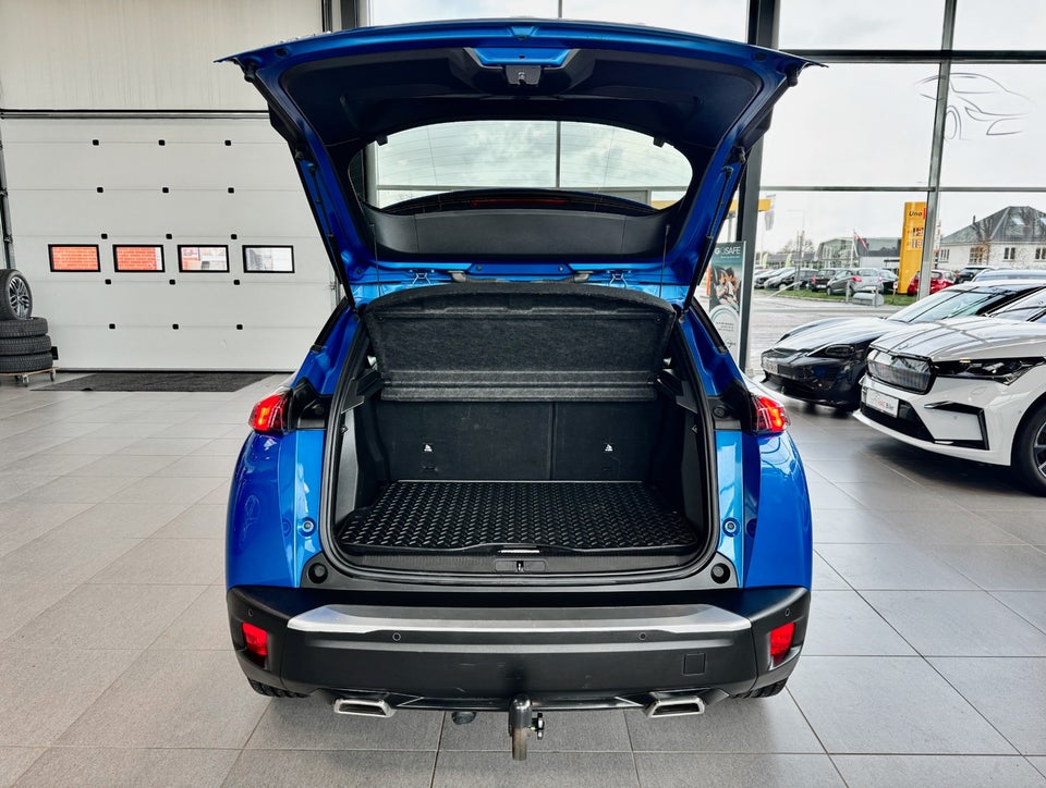 Peugeot 2008 1,2 PureTech 130 Selection Tech EAT8 5d