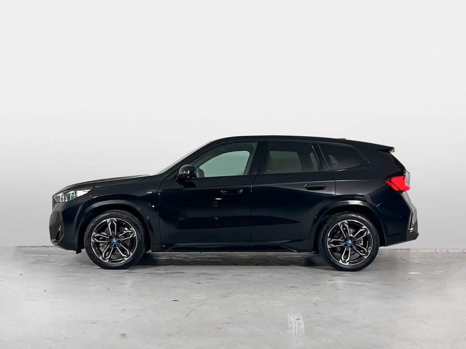 BMW iX1 xDrive30 M-Sport 5d