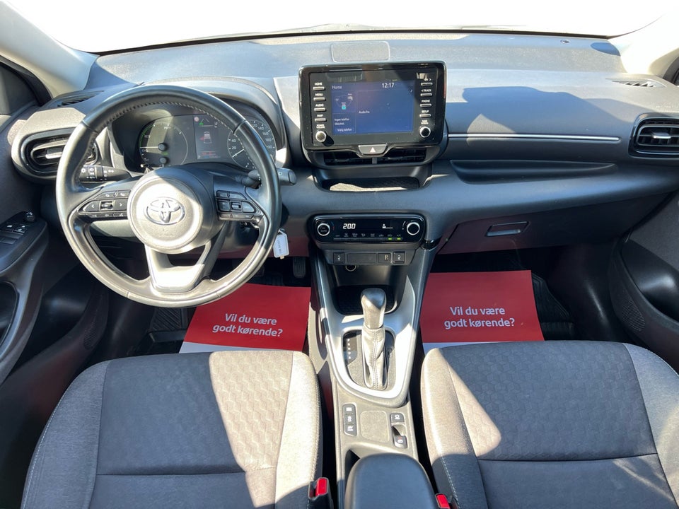 Toyota Yaris 1,5 Hybrid Essential e-CVT 5d