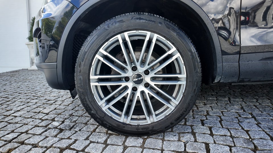VW Touareg 3,0 V6 TDi 204 Tiptr. 4Motion Van 5d