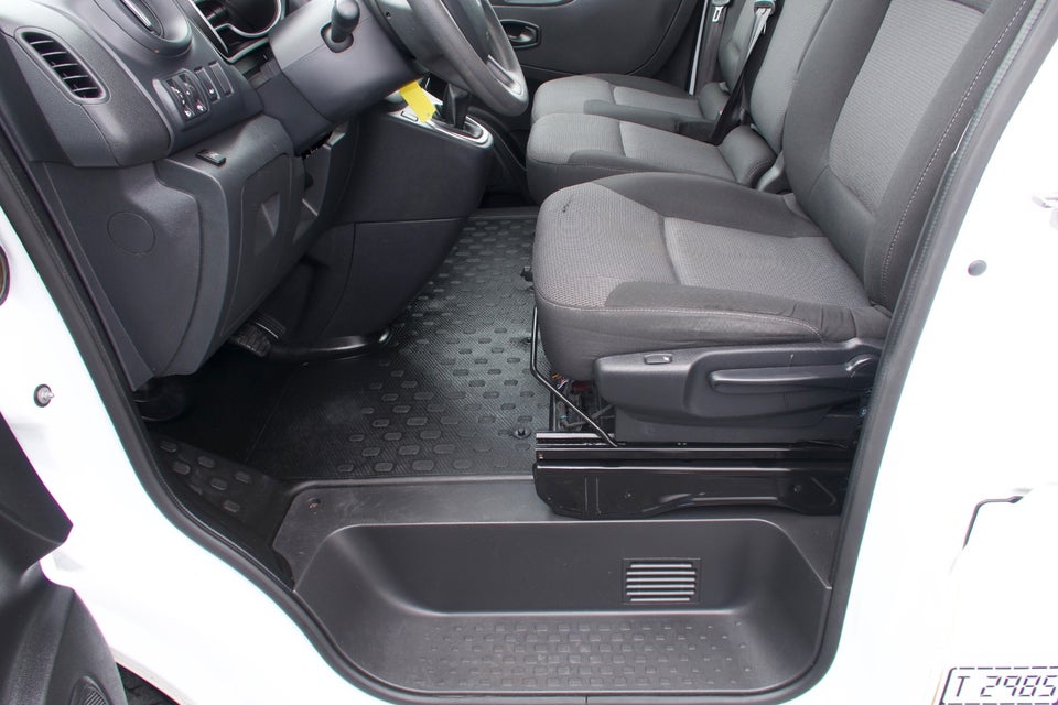 Renault Trafic T29 2,0 dCi 145 L1H1 EDC