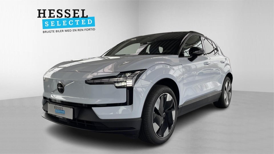 Volvo EX30 Extended Range Plus 5d