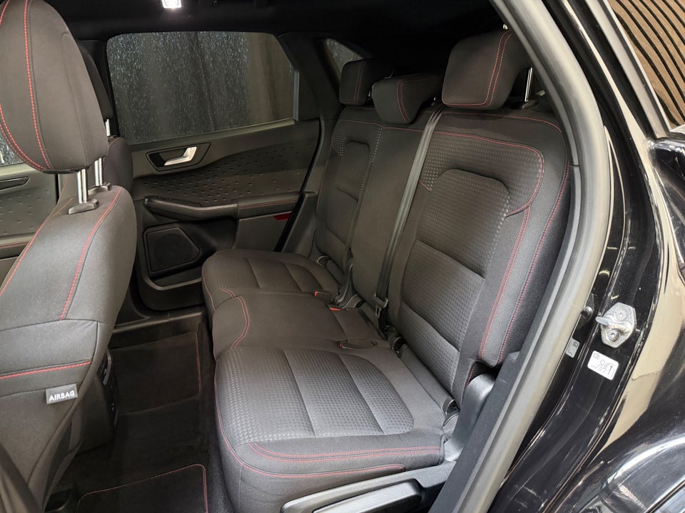 Ford Kuga 2,5 PHEV ST-Line CVT 5d